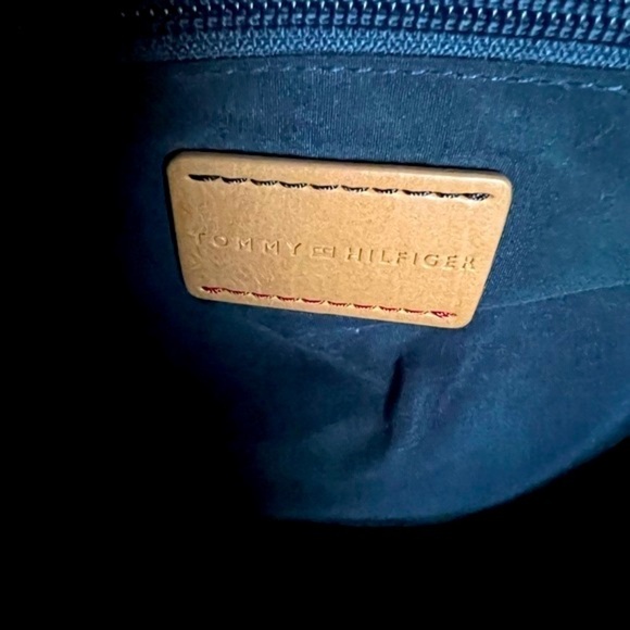 Tommy Hilfiger: NEW Women Nylon Navy back Pack. NWOT - Picture 8 of 10